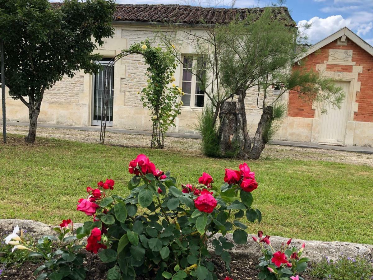 Chez Lysette Villa Mesnac Luaran gambar